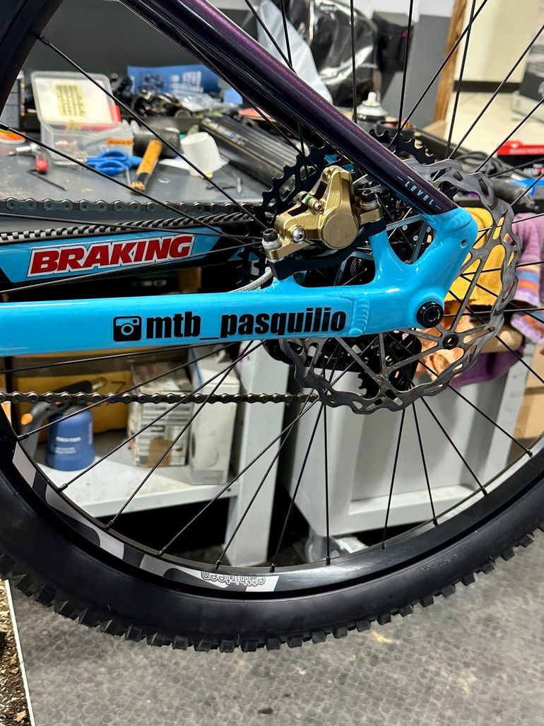 Used Mondraker LEVEL RR 2023 2023 Mountainbike, Purple, 29 — image 8 of 8