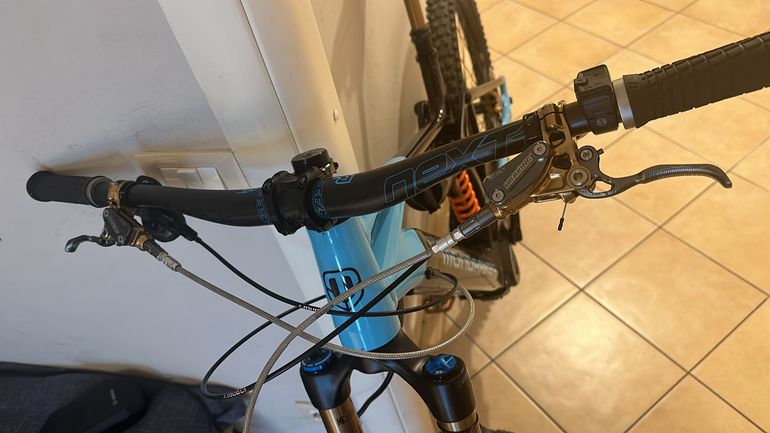 Used Mondraker LEVEL RR 2023 2023 Mountainbike, Purple, 29 — image 6 of 8