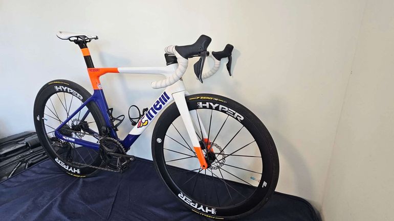 Used Cinelli Pressure Shimano Ultegra Di2 2025 Road & Gravel, White — image 3 of 7