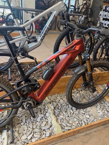 Used Mondraker CRAFTY CARBON RR 2025 2025 Mountainbike, Red, 29 — image 5 of 7