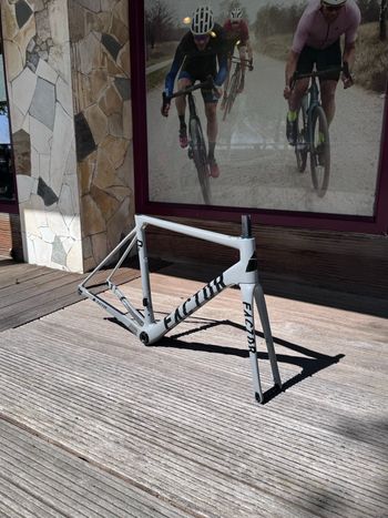 Used Factor O2 Frameset 2025 Road & Gravel