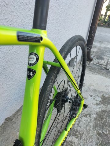Specialized Tarmac Expert Disc 2017 2017 Road & Gravel usato, Verde — immagine 4 di 6