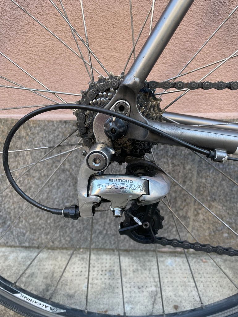 Used Scott Speedster S40 2012 Road & Gravel, Light Gray — image 2 of 12