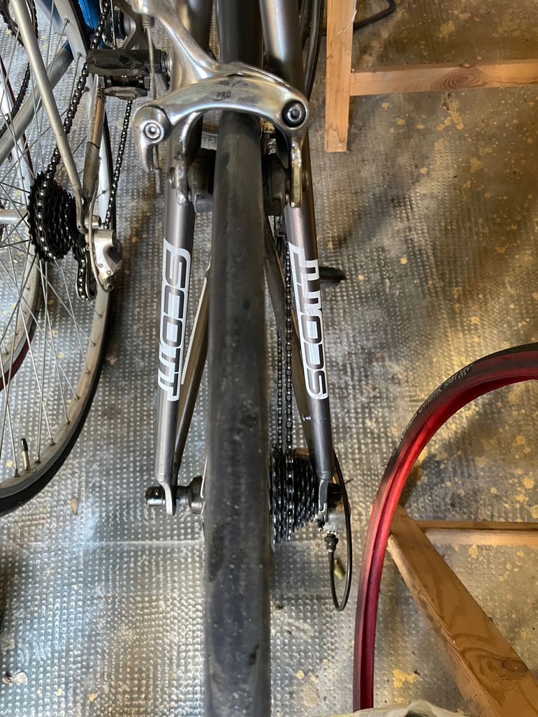Used Scott Speedster S40 2012 Road & Gravel, Light Gray — image 7 of 12