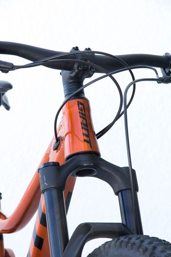 Used Giant Stance 2022 2022 Mountainbike, Orange, 27.5 — image 9 of 29