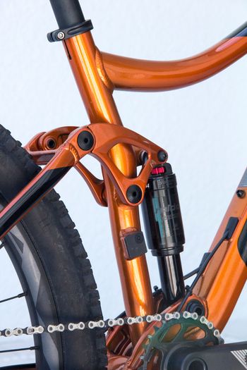 Used Giant Stance 2022 2022 Mountainbike, Orange, 27.5 — image 16 of 29