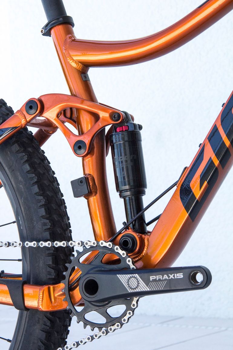 Used Giant Stance 2022 2022 Mountainbike, Orange, 27.5 — image 15 of 29