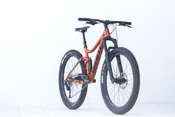 Used Giant Stance 2022 2022 Mountainbike, Orange, 27.5 — image 3 of 29