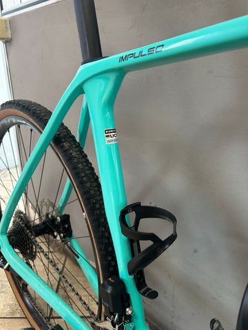 Tweedehands Bianchi Impulso Shimano 105 Di2 2024 Road & Gravel — afbeelding 3 van 8