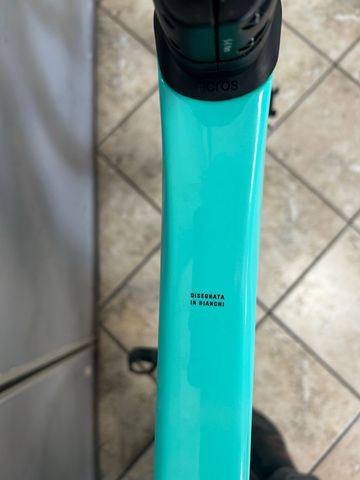 Tweedehands Bianchi Impulso Shimano 105 Di2 2024 Road & Gravel — afbeelding 7 van 8