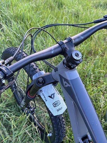 Tweedehands YT Industries CAPRA 27 AL Base 2019 2019 Mountainbike — afbeelding 8 van 10