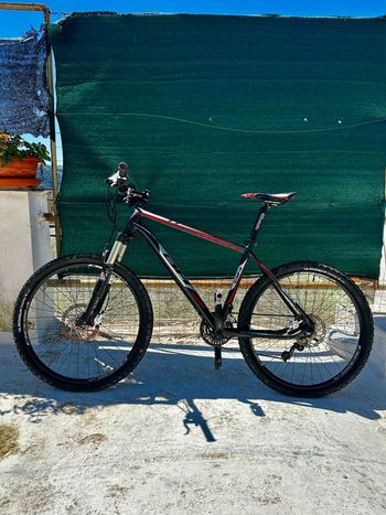 Used BH BH Custom Shimano Deore XT 2014 Mountainbike, Red — image 2 of 9