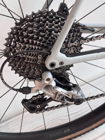 Specialized Crux Comp - SRAM Rival 2023 2023 Road & Gravel usato, Grigio chiaro — immagine 12 di 15