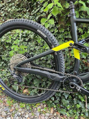 Used Orbea OCCAM H30 2023 2023 Mountainbike, Green, 29 — image 18 of 19