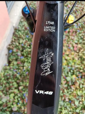 VR46 Custom SRAM Rival eTap AXS 2024 Mountainbike de segunda mano, Negro — imagen 4 de 6