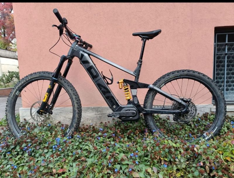 VR46 Custom SRAM Rival eTap AXS 2024 MTB d'occasion