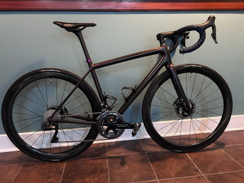 Used Specialized Aethos Shimano Ultegra Di2 2021 Road & Gravel