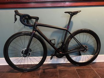 Used Specialized Aethos Shimano Ultegra Di2 2021 Road & Gravel, Black — image 2 of 25