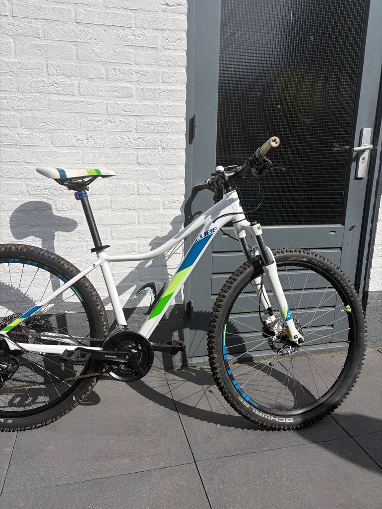 Used CUBE ACCESS WS EAZ 27.5 2018 2018 Mountainbike, Weiß, 27.5 — image 1 of 7