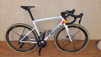 Specialized, Tarmac Shimano Ultegra Di2 (12 Speed)