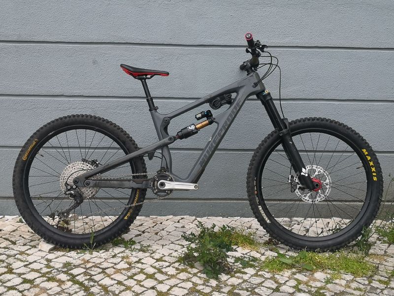 Used Nukeproof Mega 275 Carbon Factory 2021 2021 MTB