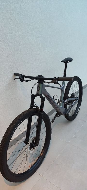 Tweedehands Scott Spark Shimano XTR 2024 Mountainbike — afbeelding 10 van 12