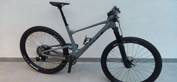 Tweedehands Scott Spark Shimano XTR 2024 Mountainbike — afbeelding 1 van 12