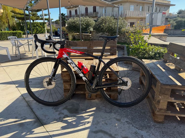 Used Trek Emonda Shimano Ultegra 2022 Road & Gravel, Black — image 2 of 3