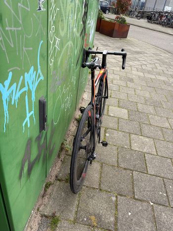 Used Giant Propel Shimano Ultegra Di2 2017 Road & Gravel, Red — image 6 of 7