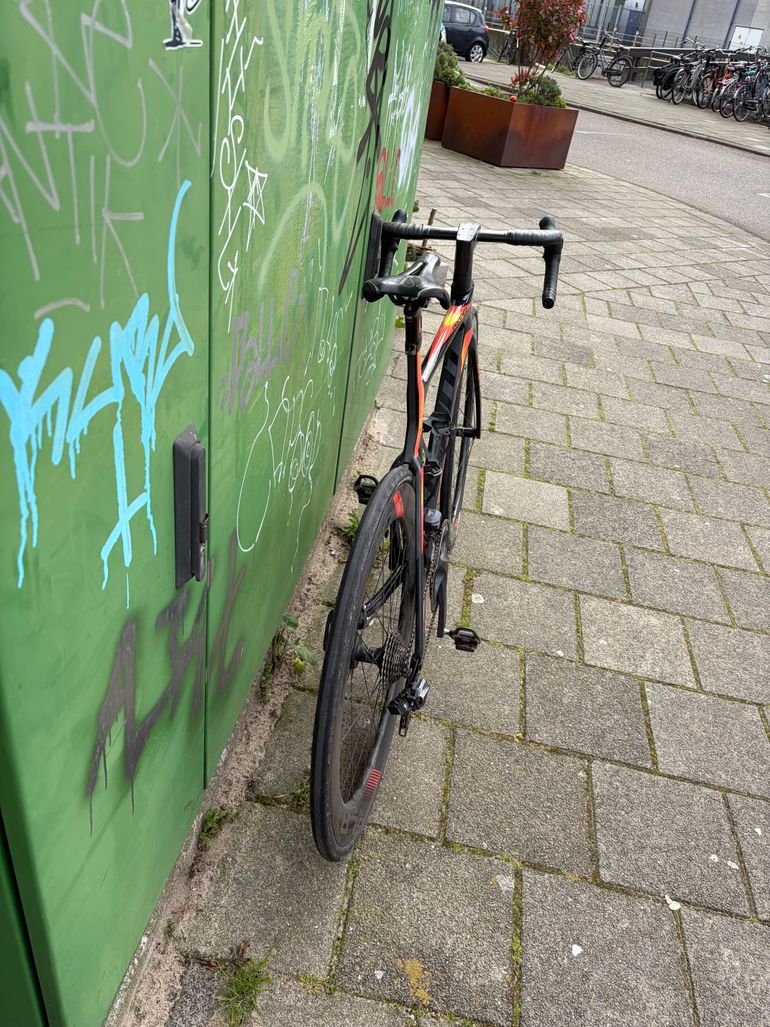 Used Giant Propel Shimano Ultegra Di2 2017 Road & Gravel, Red — image 6 of 7