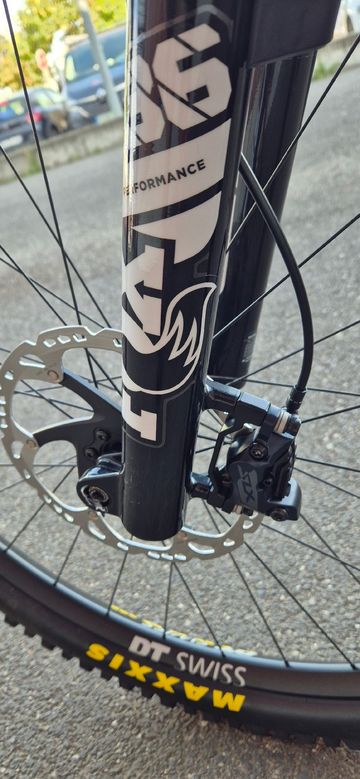 Mondraker Raze SRAM GX Eagle AXS 2022 Mountainbike usato, Nero — immagine 4 di 4