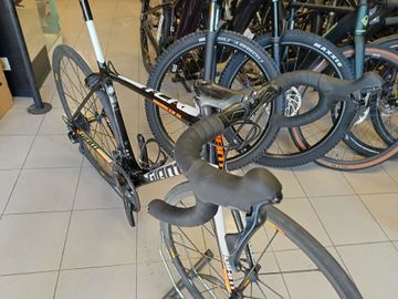 Giant TCR Advanced SL 1 2017 2017 Road & Gravel usato, Nero — immagine 5 di 9