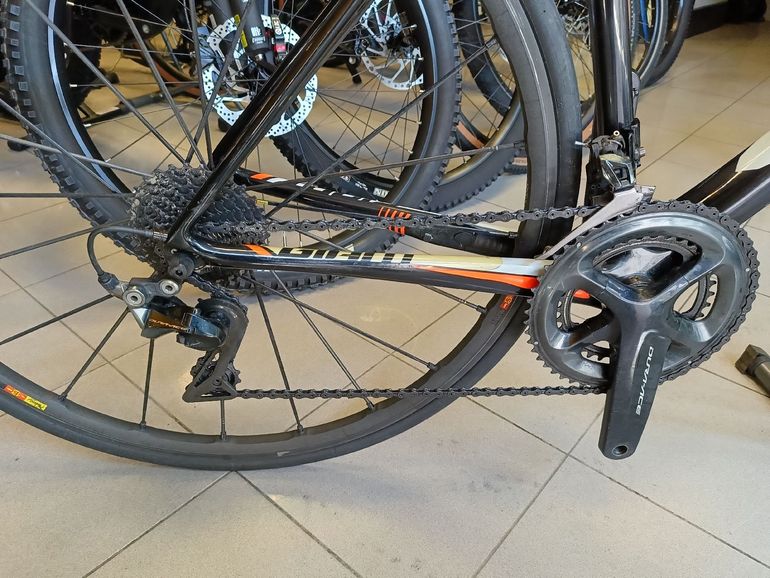 Used Giant TCR Advanced SL 1 2017 2017 Road & Gravel, Schwarz — image 2 of 9
