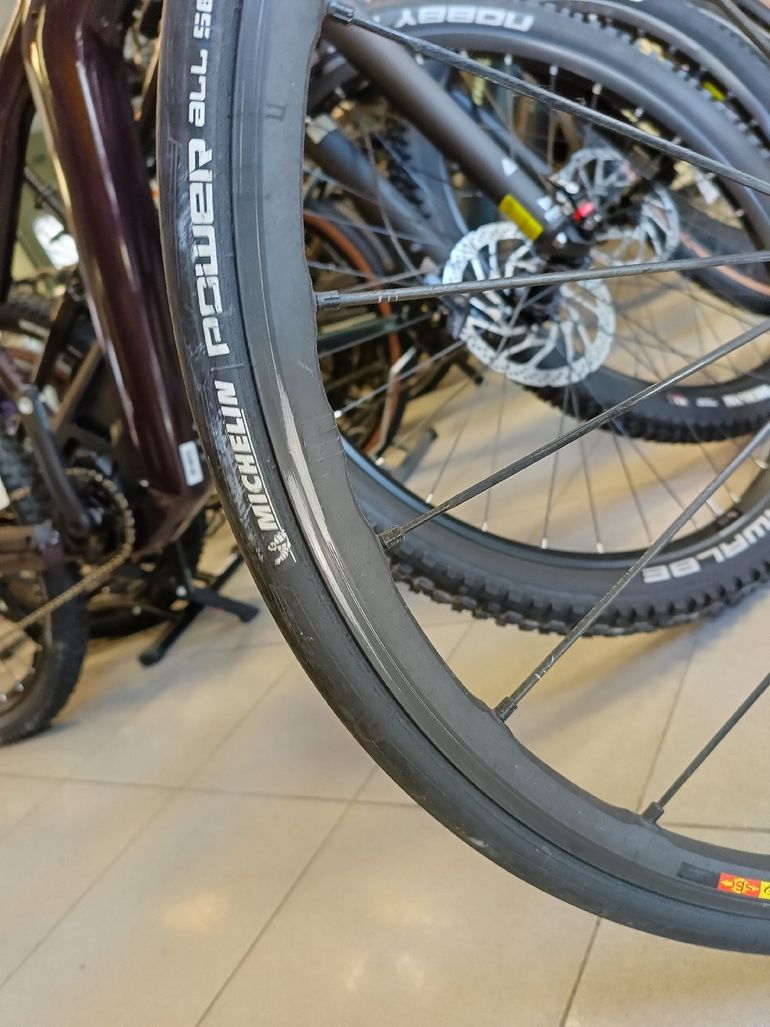 Used Giant TCR Advanced SL 1 2017 2017 Road & Gravel, Schwarz — image 3 of 9