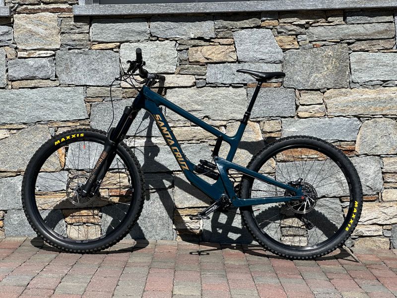 Used Santa Cruz Nomad C XE 2018 2018 Mountainbike, Blue, 27.5 — image 2 of 3
