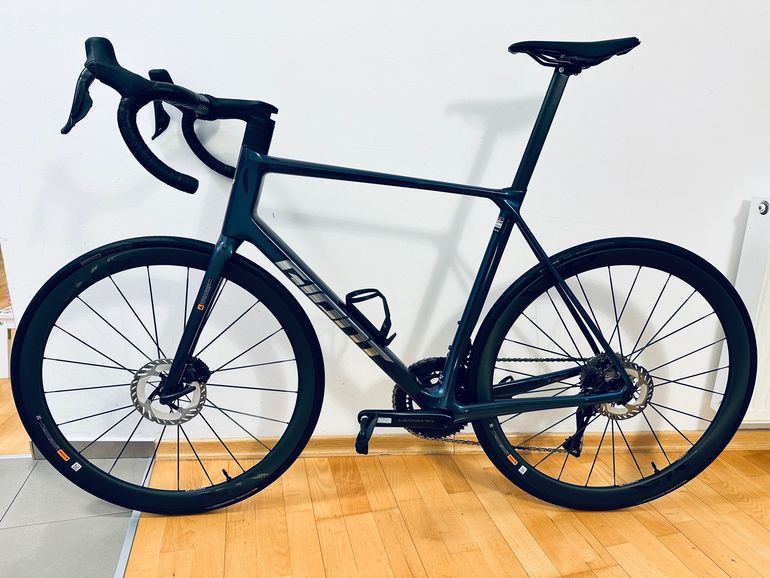 Used Giant TCR Advanced Pro 0 Di2 2025 2025 Road & Gravel, Azul — image 2 of 15