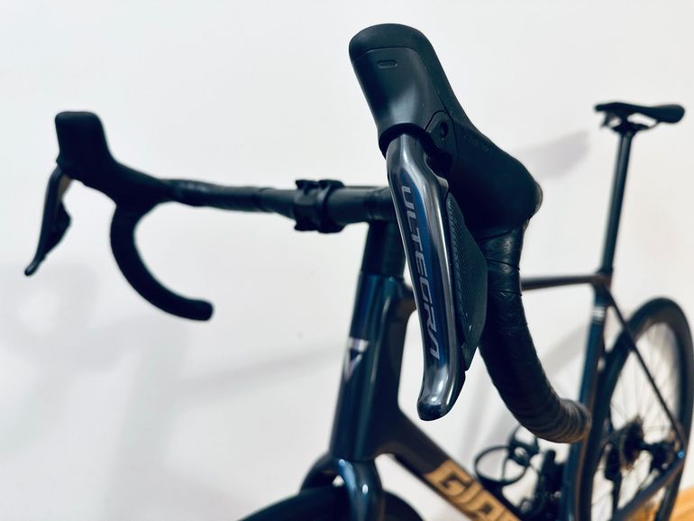 Used Giant TCR Advanced Pro 0 Di2 2025 2025 Road & Gravel, Azul — image 9 of 15
