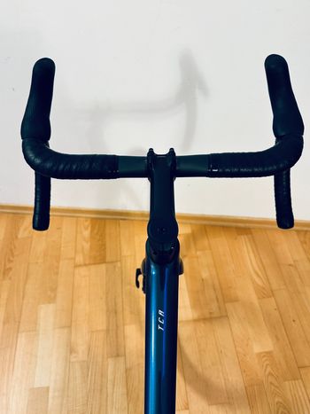 Used Giant TCR Advanced Pro 0 Di2 2025 2025 Road & Gravel, Azul — image 7 of 15