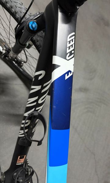 Gebrauchtes Canyon Exceed CF SLX 8 2023 2023 Mountainbike, Schwarz, 29 — Bild 11 von 11