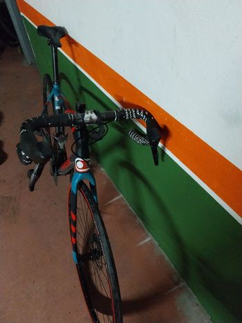 Used Treck Treck Custom SRAM Force eTap AXS 2021 Road & Gravel, Rot — image 3 of 5