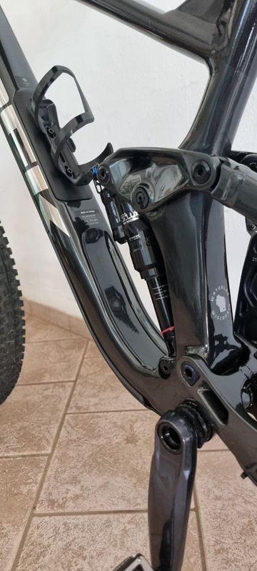 Brugt Trek Slash 8 Gen 5 2023 2023 Mountainbike — billede 7 af 10