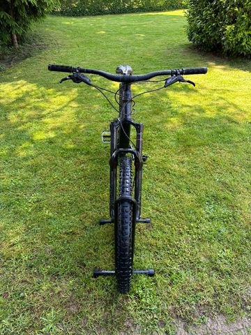 Brugt Trek Slash 8 Gen 5 2023 2023 Mountainbike — billede 5 af 10
