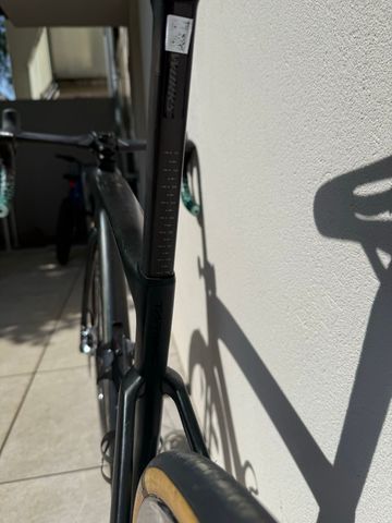 Used Specialized S Works Custom SRAM Red eTap 2022 Road & Gravel, Green — image 9 of 10