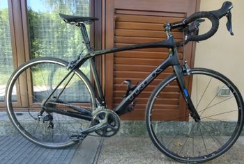 Used Trek Domane 5.2 Compact 2016 2016 Road & Gravel, Black — image 1 of 5
