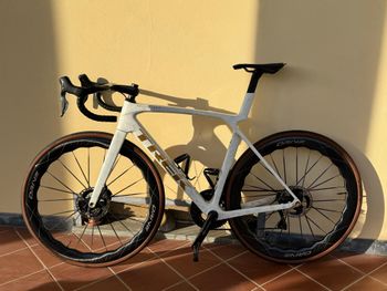 Trek, Madone SLR 9 Gen 8 2025
