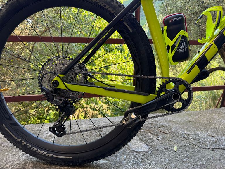 Used Trek Procaliber 9.6 2022 2022 Mountainbike, Black, 29 — image 3 of 4