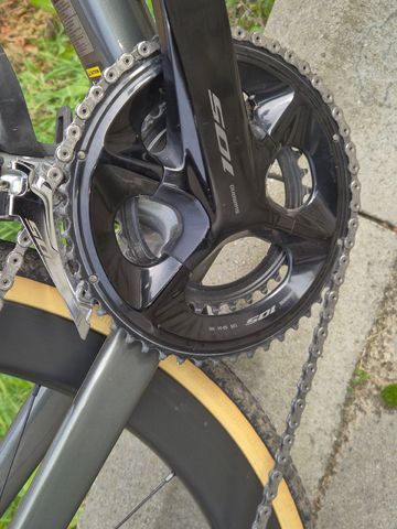 Używany Giant Defy Advanced 1 2024 2024 Road & Gravel — zdjęcie 3 z 11