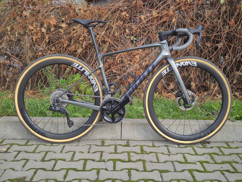 Used Giant Defy Advanced 1 2024 2024 Road & Gravel