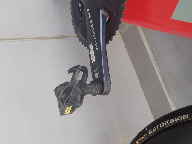 Used Trek Madone 9.0 2018 2018 Road & Gravel, Red — image 7 of 17