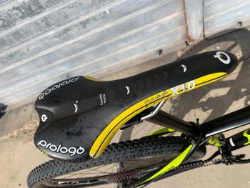 Used Specialized Crave Shimano Deore XT 2016 Mountainbike — image 12 of 18